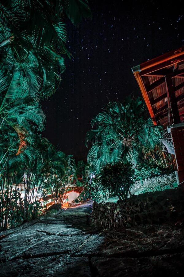 Hotel El Jardin Montezuma Buitenkant foto