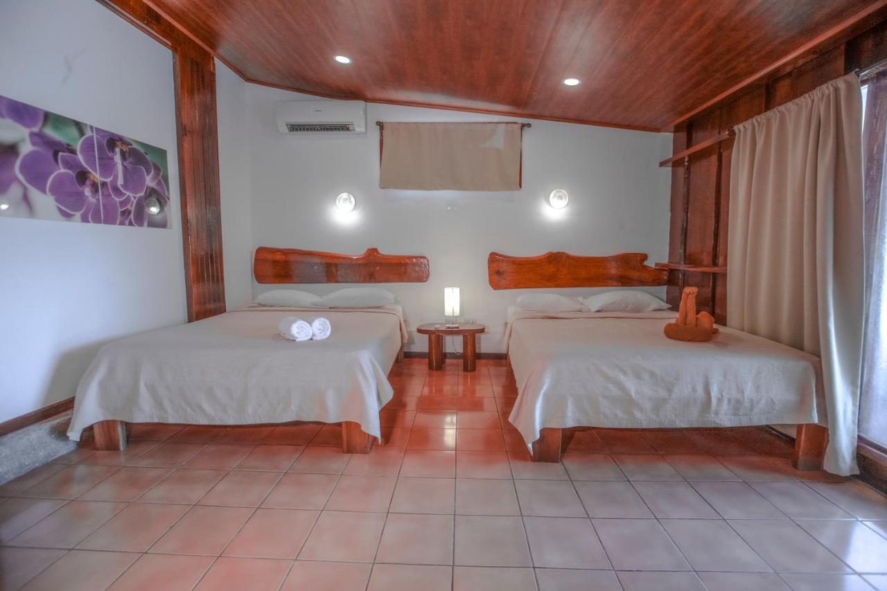 Hotel El Jardin Montezuma Buitenkant foto
